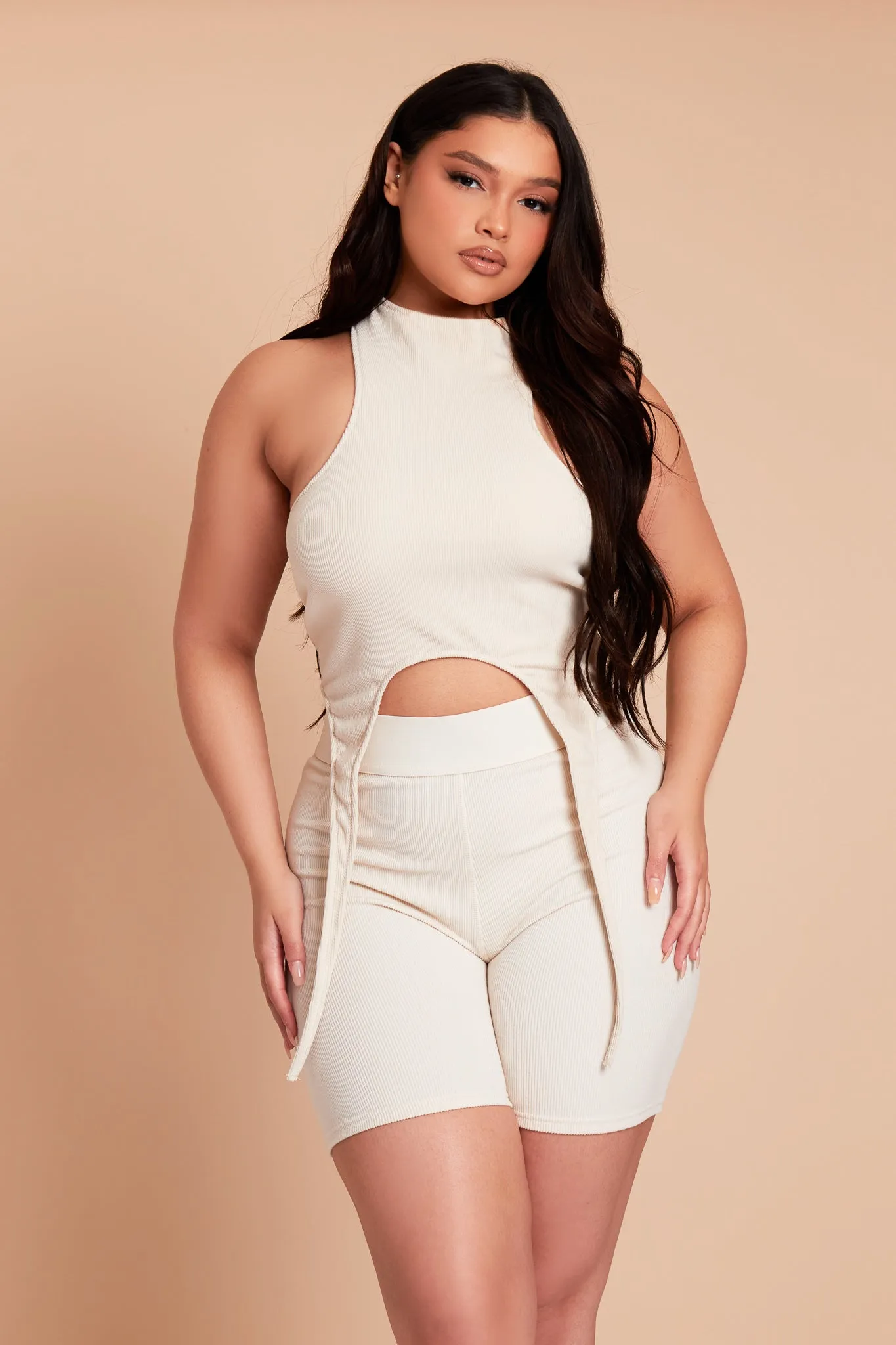 Costela - CREAM RIBBED SHORTS