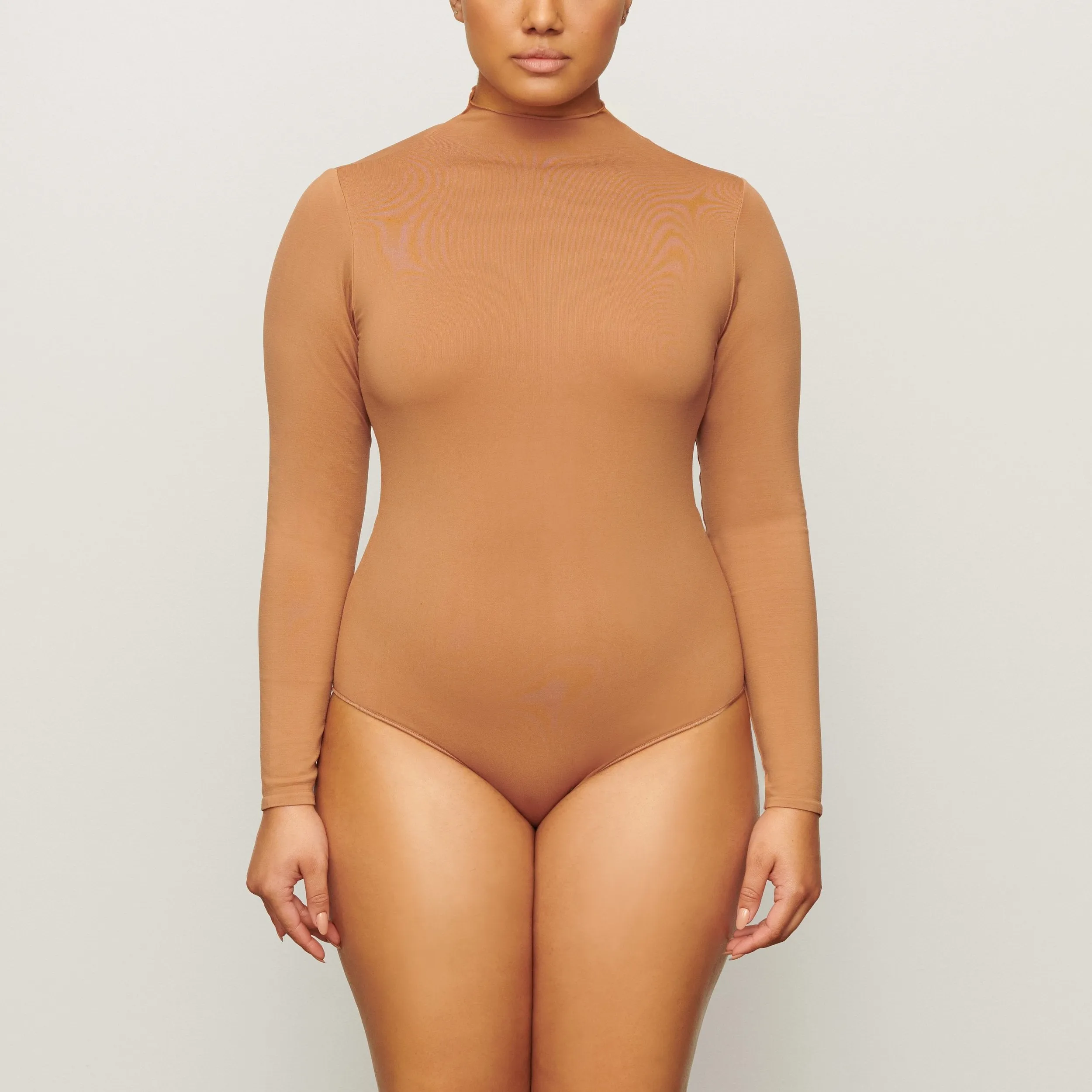 ESSENTIAL MOCK NECK LONG SLEEVE BODYSUIT | CAMEL